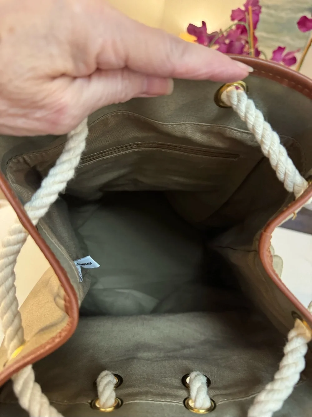 🤎🤍 VITTADINI CANVAS BACKPACK  BAG! 🤎🤍
